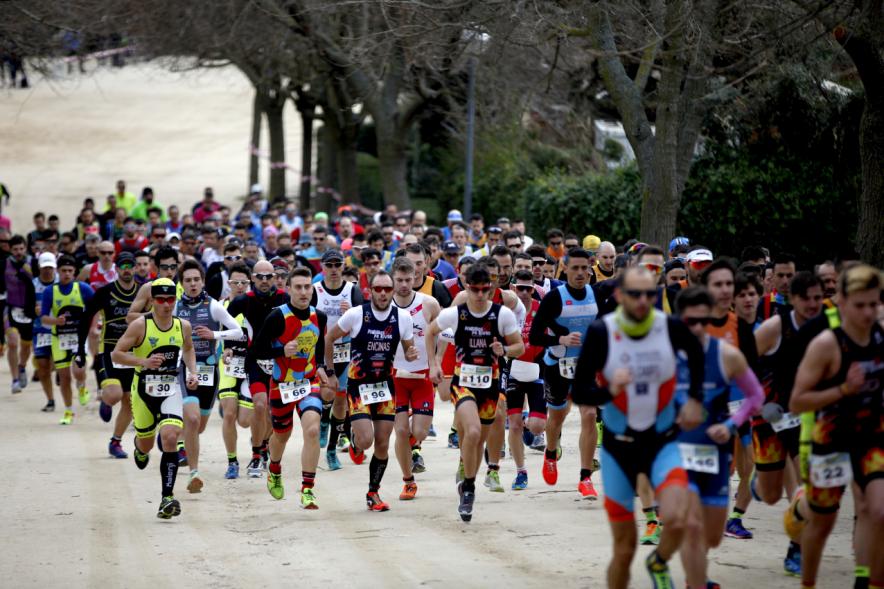 Duatlón Villa de Alcobendas 2017 - Imagen de corredores en un momento de la prueba.