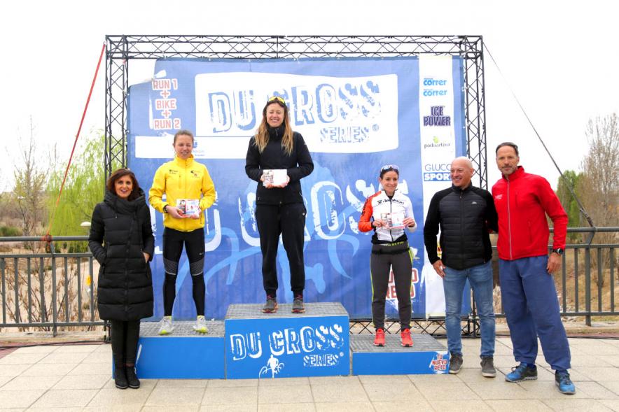 Pódium femenino absoluto
