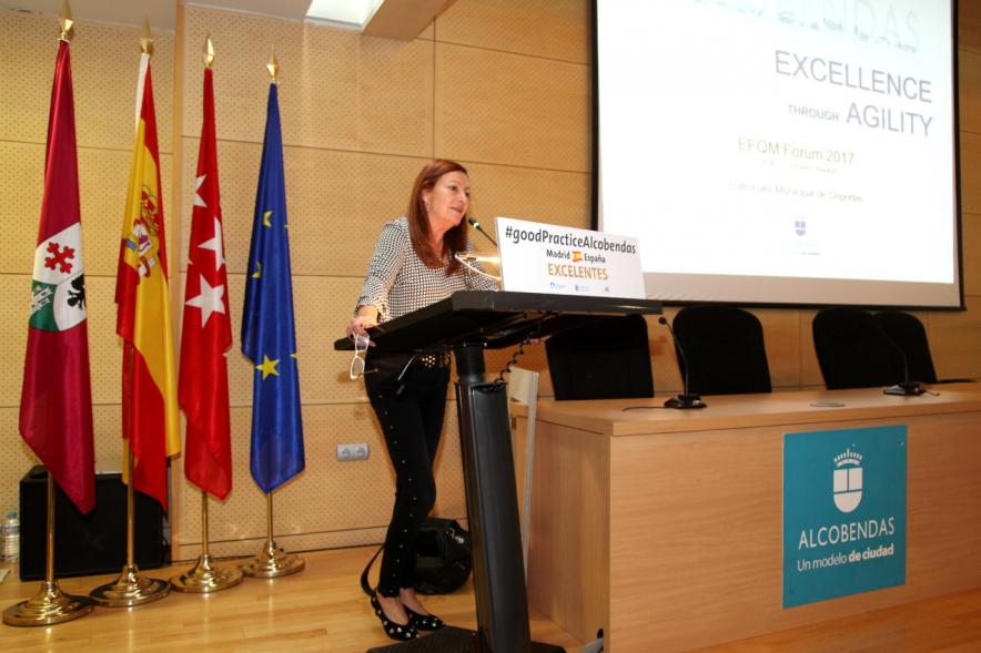 Foro EFQM #GoodPracticeAlcobendas - Una ponente del evento.