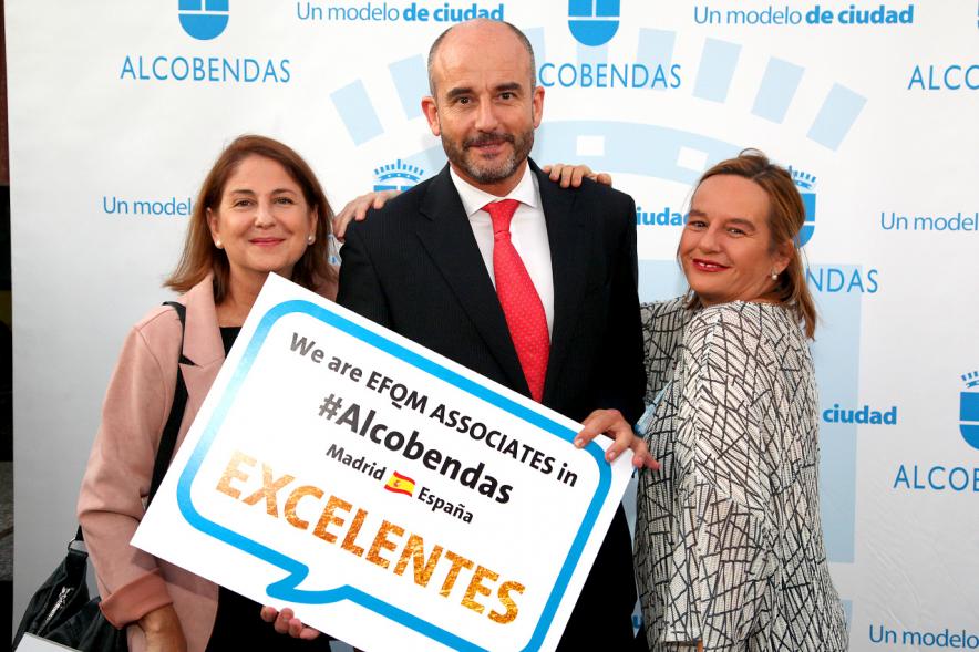 Photocall y Coctel EFQM Awards 2017 - Posado de autoridades.