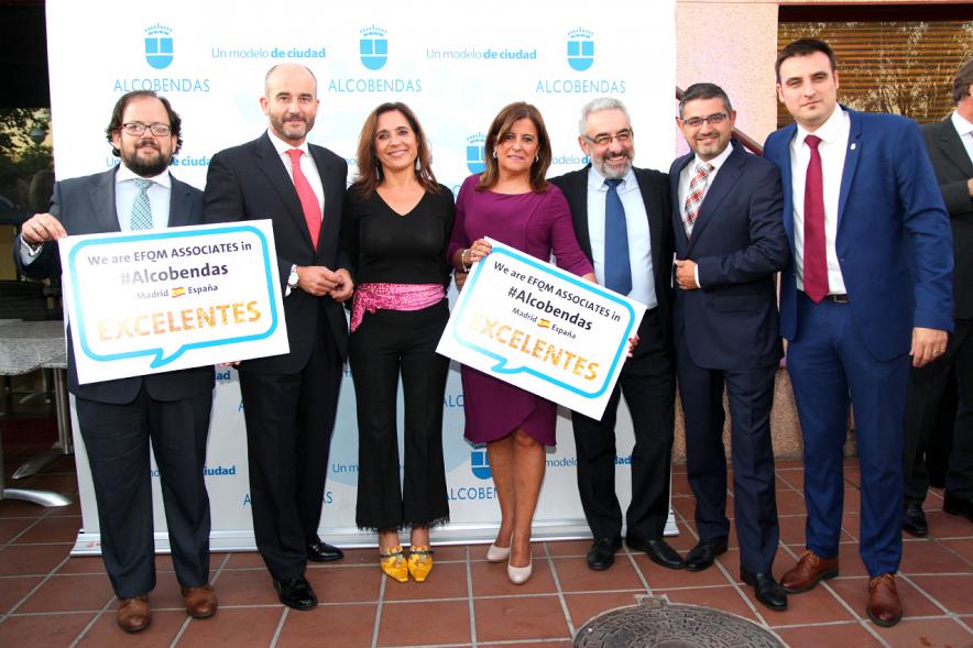 Photocall y Coctel EFQM Awards 2017 - Posado de autoridades.