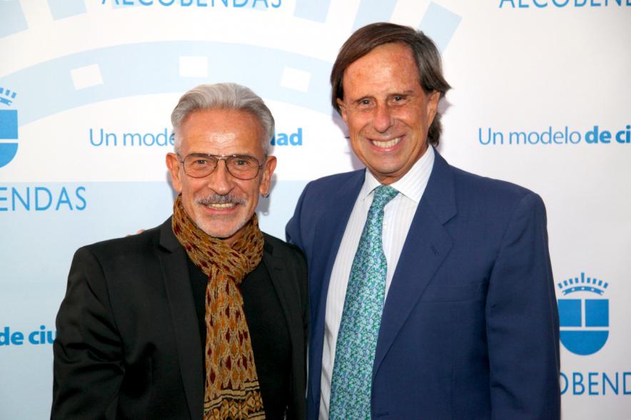 Photocall y Coctel EFQM Awards 2017 - Posado del alcalde con un invitado.