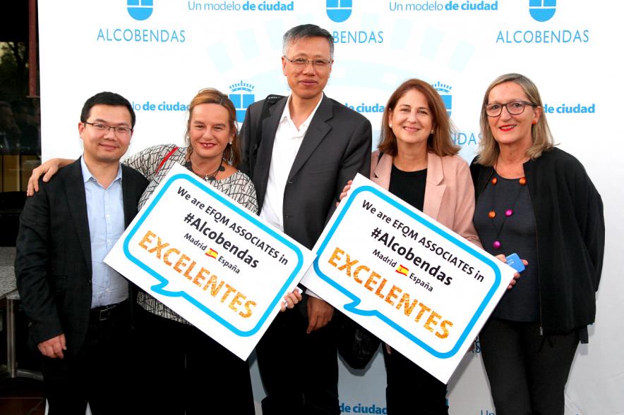 Photocall y Coctel EFQM Awards 2017 - Un grupo de invitados posando.