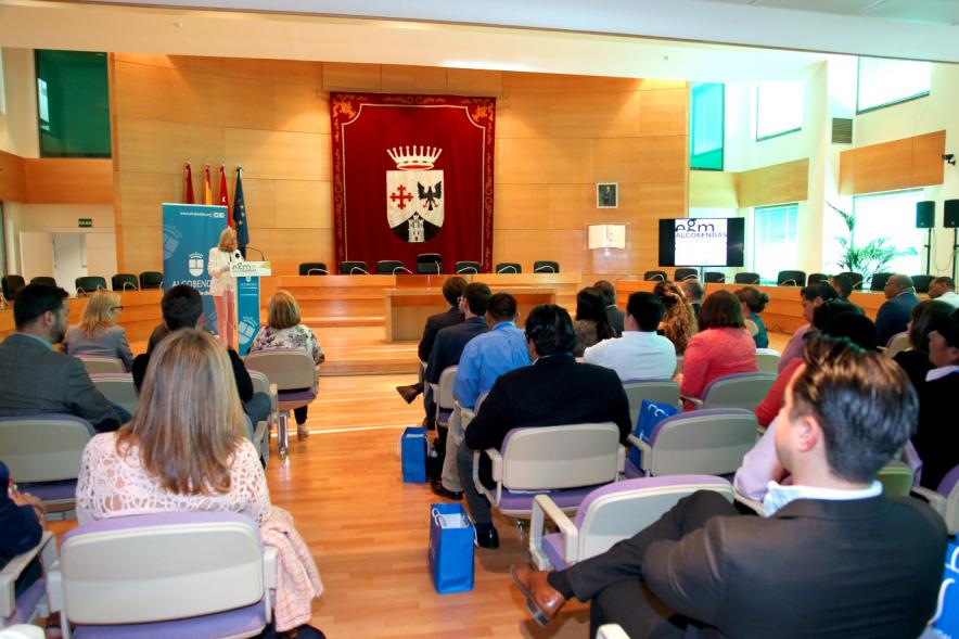 Recepción Alumnos 3ª Edición EGME - Presentadora.