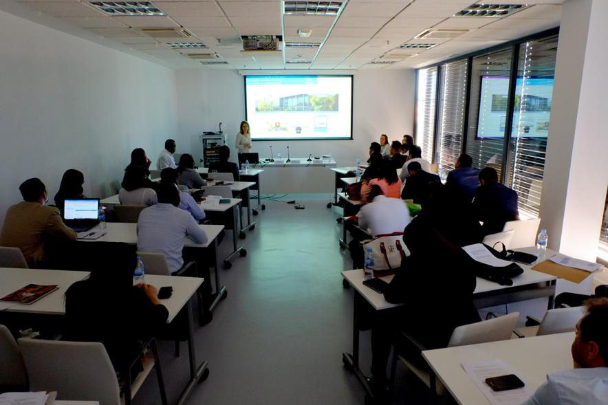 Clausura Curso EGME 2018 - Imagen de la sala  y los alumnos del  curso.