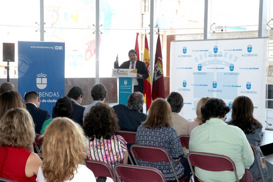 Clausura y Entrega de Diplomas EGME 2017 - Panorámica del acto y los asistentes.