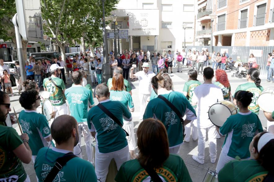 Conciertos Urbanos de la Escuela de Música en Distrito Centro - Panorámica de los músicos.