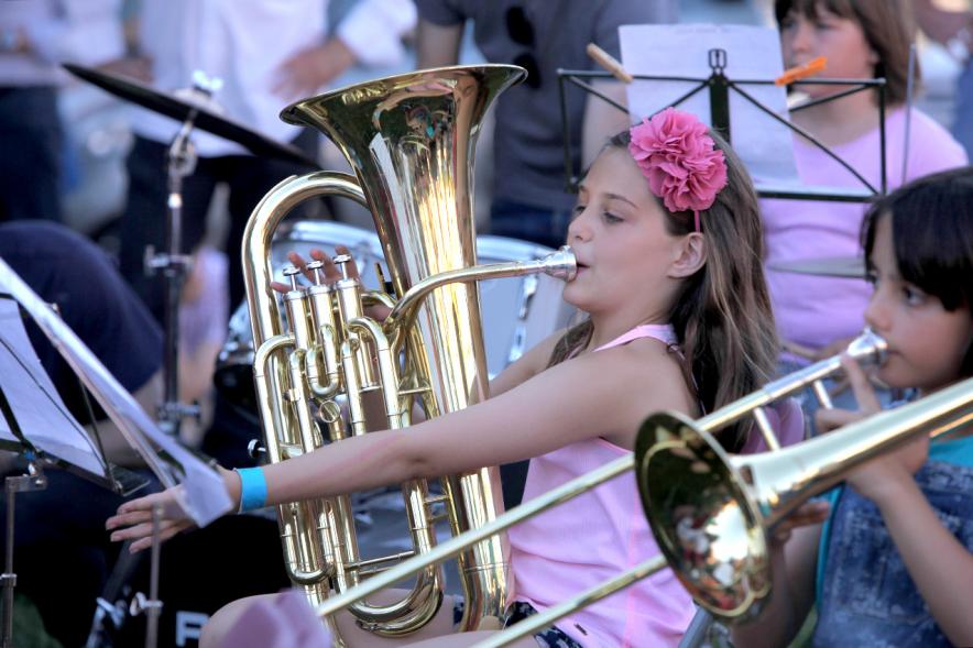 Actuaciones Urbanas de la Escuela Municipal de Música y Danza - Actuación de escuela municipal de música.