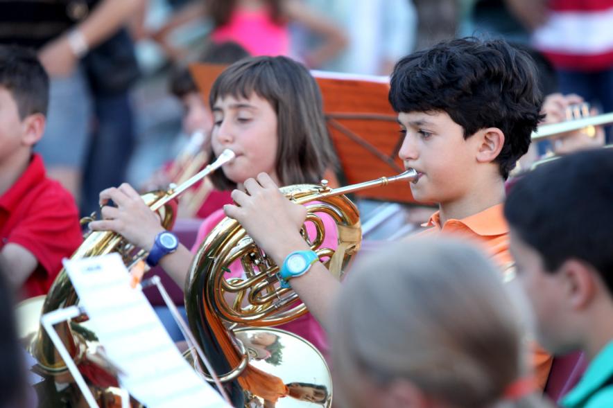 Actuaciones Urbanas de la Escuela Municipal de Música y Danza - Actuación de escuela municipal de música.