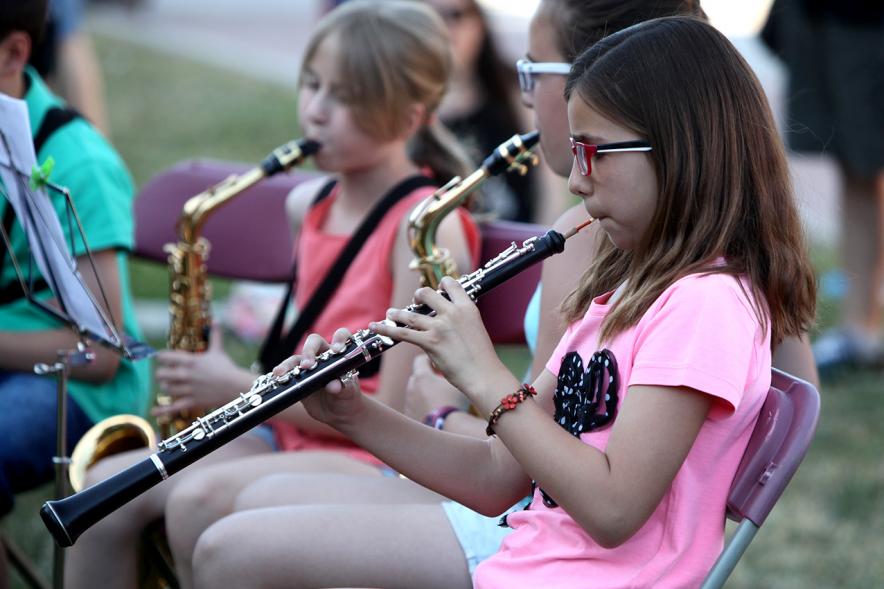 Actuaciones Urbanas de la Escuela Municipal de Música y Danza - Actuación de escuela municipal de música.