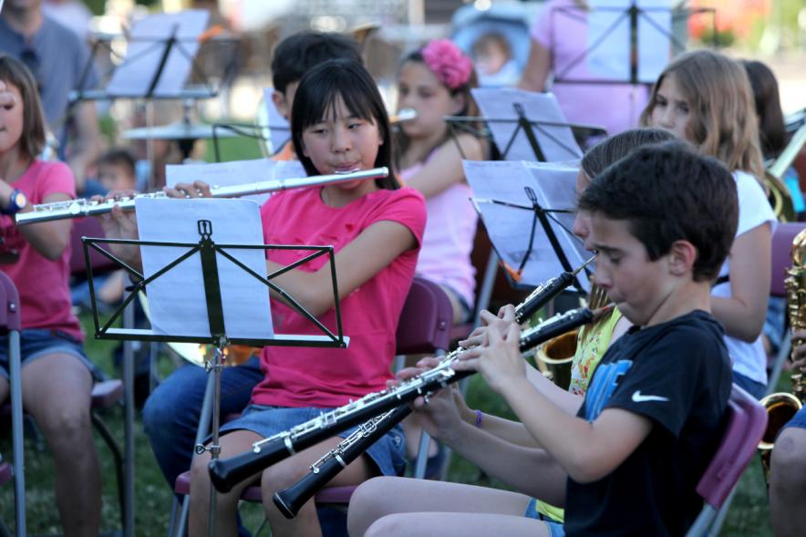 Actuaciones Urbanas de la Escuela Municipal de Música y Danza - Actuación de escuela municipal de música.