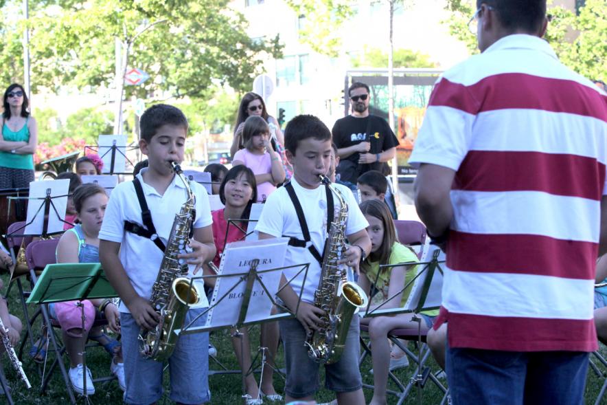Actuaciones Urbanas de la Escuela Municipal de Música y Danza - Actuación de escuela municipal de música.