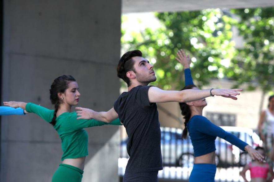 Actuaciones Urbanas de la Escuela Municipal de Música y Danza - Actuación de escuela municipal de danza.