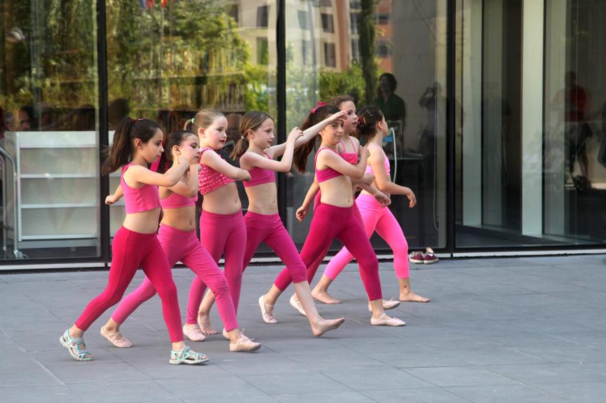 Actuaciones Urbanas de la Escuela Municipal de Música y Danza - Actuación de escuela municipal de danza.