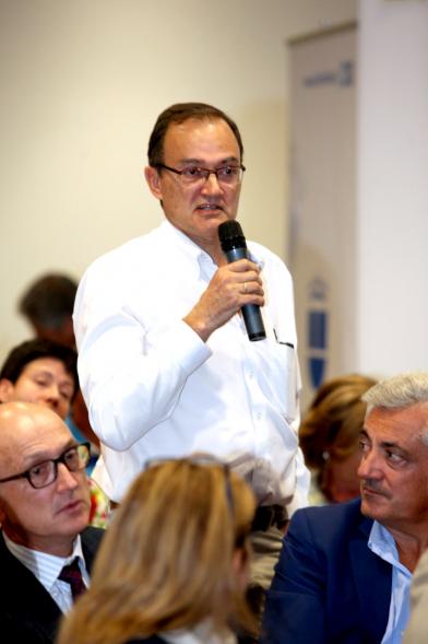 Presentación del Proyecto EcoBulevar en el Distrito Centro - Los asistentes preguntan.
