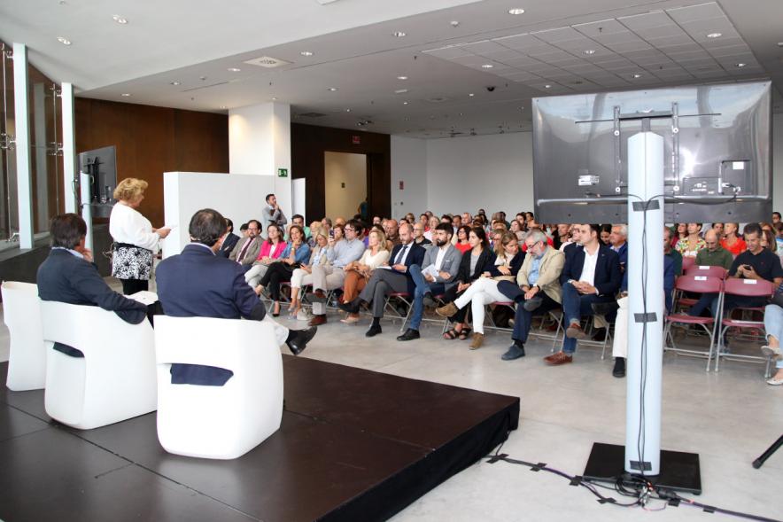 Presentación del Proyecto EcoBulevar en el Distrito Centro - Imagen frontal del evento.