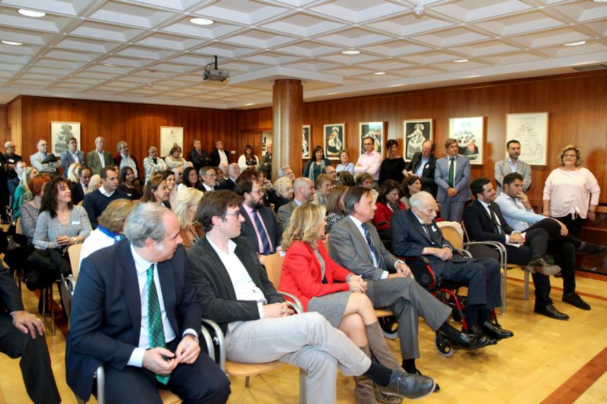 Homenaje a Eduardo Martínez Cabrera (Fundador del Grupo PAYMA) - Imagen lateral del homenaje.