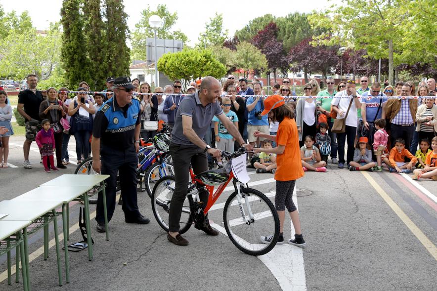 Entrega de Premios Concursos de Educación Vial - Actividades del acto.