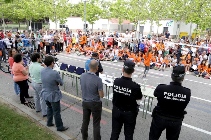 Entrega de Premios Concursos de Educación Vial - Los participantes y los organizadores.