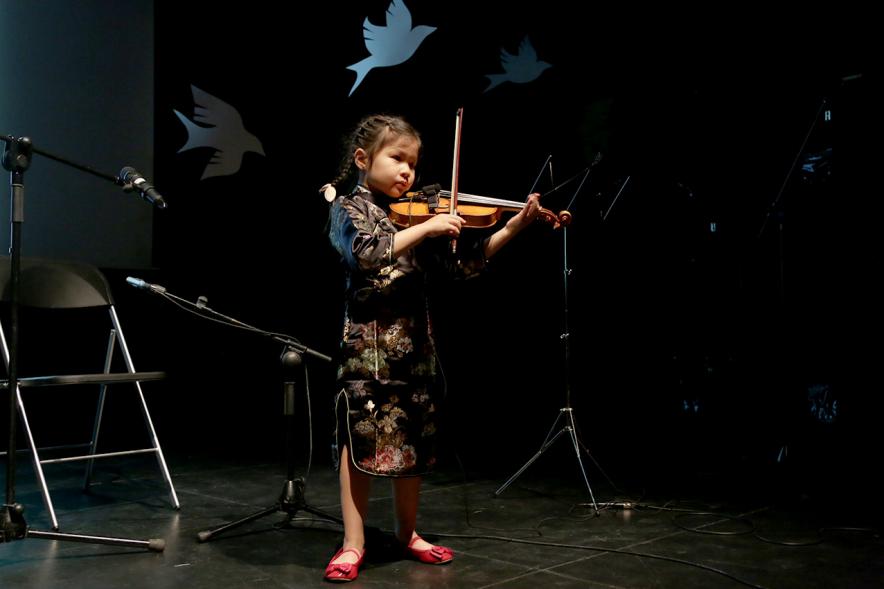 Encuentro Poético "El Grito de Mujer" - Actuación infantil.