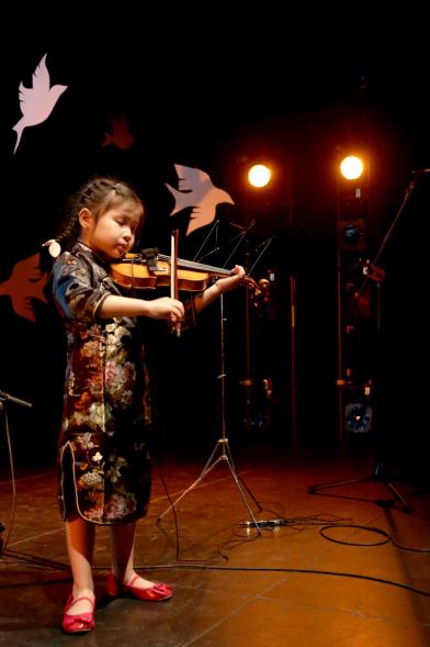 Encuentro Poético "El Grito de Mujer" - Actuación infantil.
