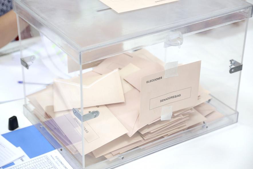 Elecciones Generales 26-J -  Urna con los votos.