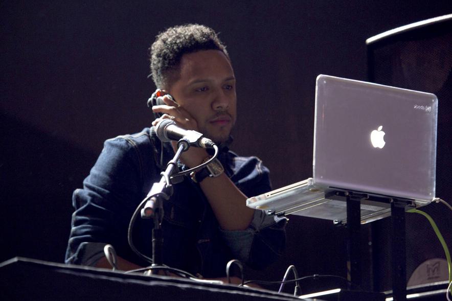 Dj durante el evento