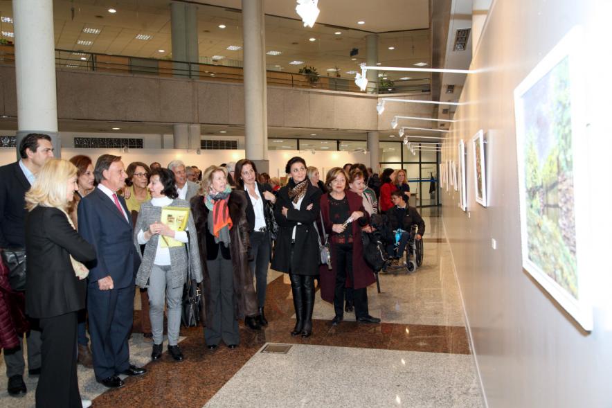Alcalde Ignacio de Vinuesa y asistentes a la Inauguración. 