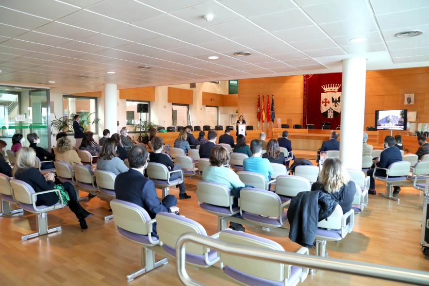 Aniversario Emvialsa detalle público