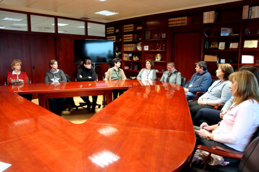 Encuentro con Trabajadores del Programa de Reactivación y Cualificación Profesional - Imagen de las personas participantes en la formación.