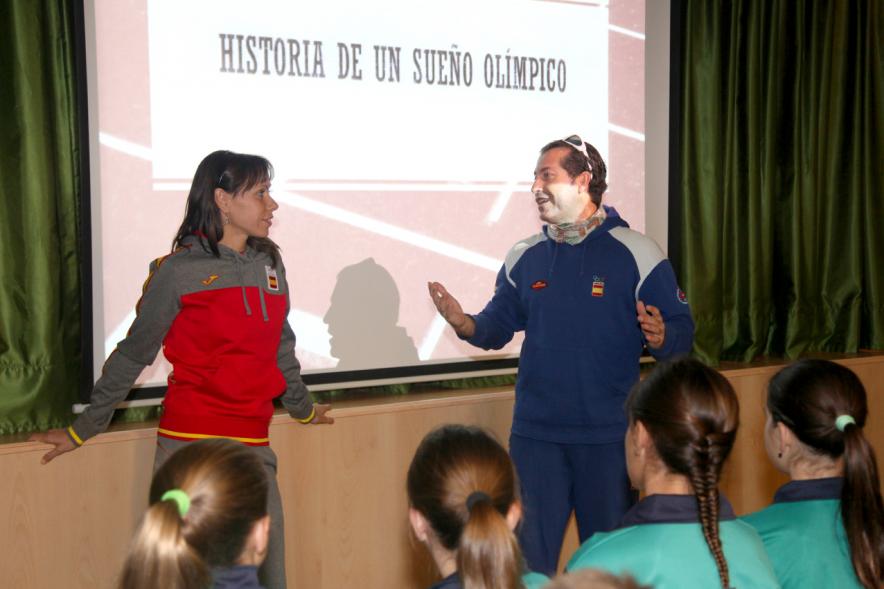 Encuentro con Azucena Díaz Atleta Olímpica con Alumnos del CEIP García Lorca - 126808