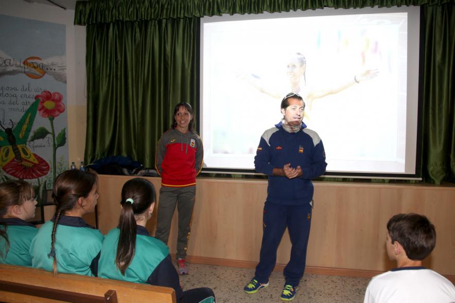 Encuentro con Azucena Díaz Atleta Olímpica con Alumnos del CEIP García Lorca - 126810