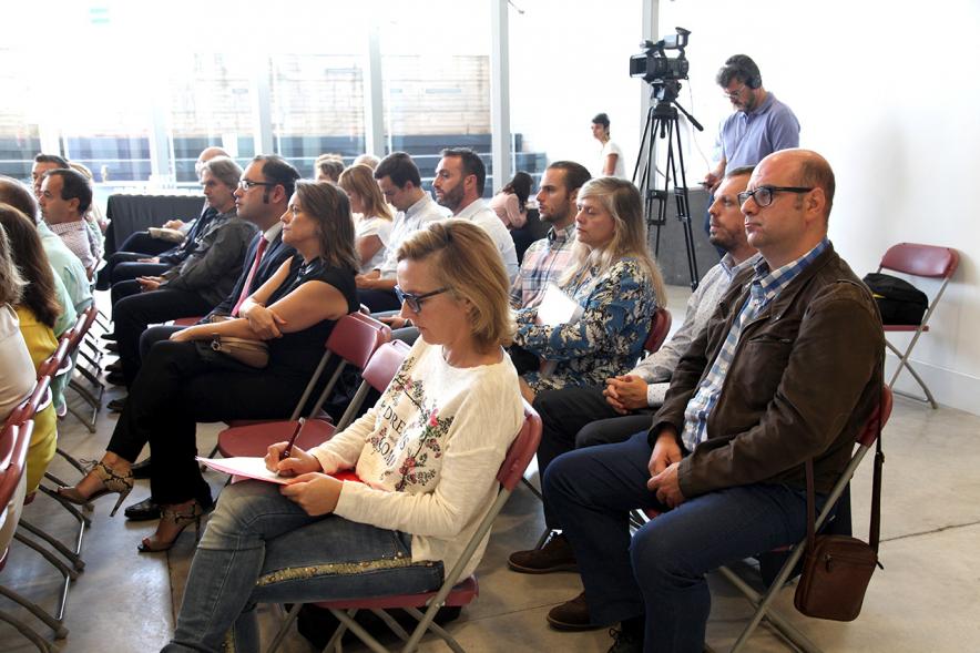 Ier Encuentro de Comercio Urbano de Alcobendas - Imagen de los asistentes al encuentro.