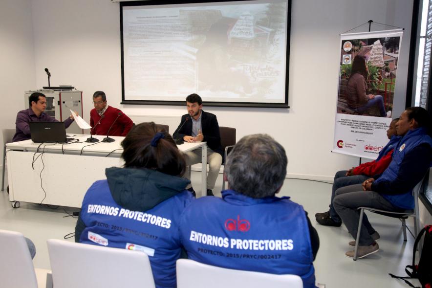 Encuentro Red Entornos Protectores - Panorámica del acto.