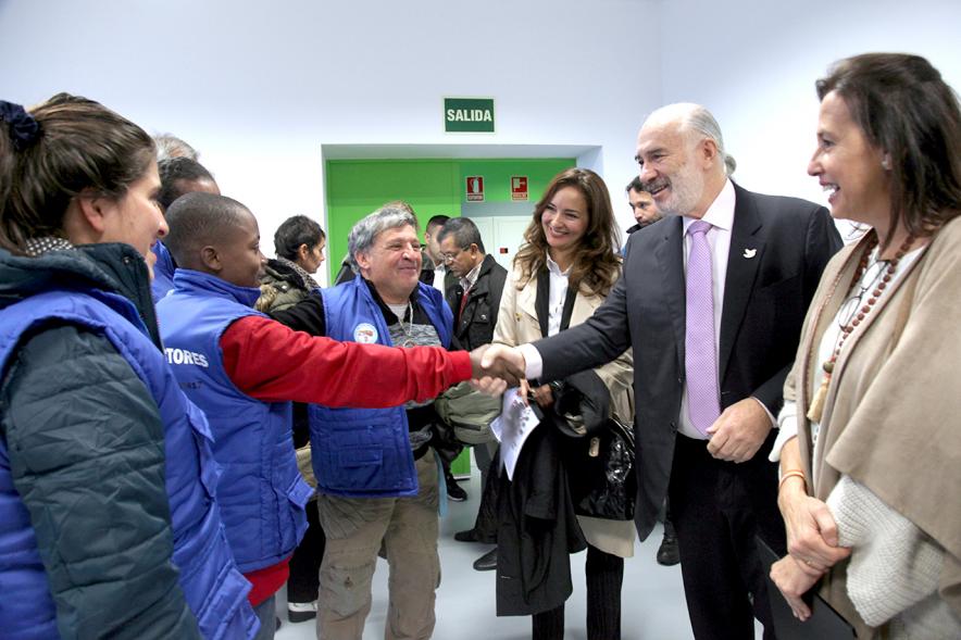Encuentro Red Entornos Protectores -  Integrantes del programa y las autoridades.   