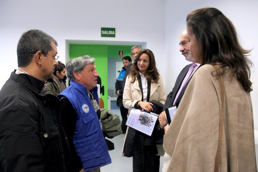 Encuentro Red Entornos Protectores -  Integrantes del programa y las autoridades.   