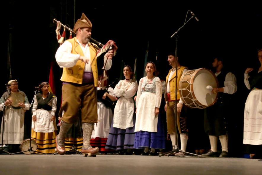 Entrecasas 2017 - Imagen de la agrupación musical gallega en el escenario.