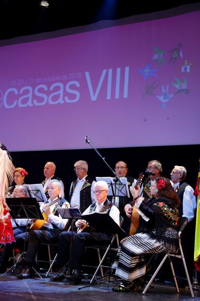 VIIIº Entrecasas - Festival de las Casas Regionales - Imagen parcial de la  rondalla gallega.     