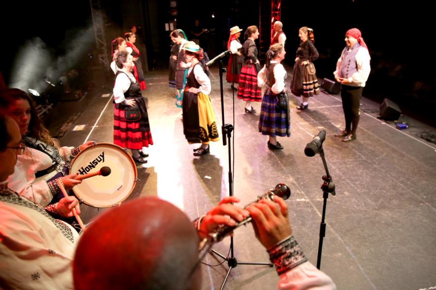 Baile regional con vestimenta típica. Festival Entrecasas 2019 