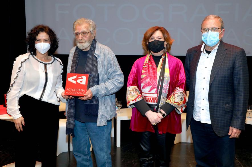 Entrega Premio Internacional de Fotografía Alcobendas a Ramón Masats 