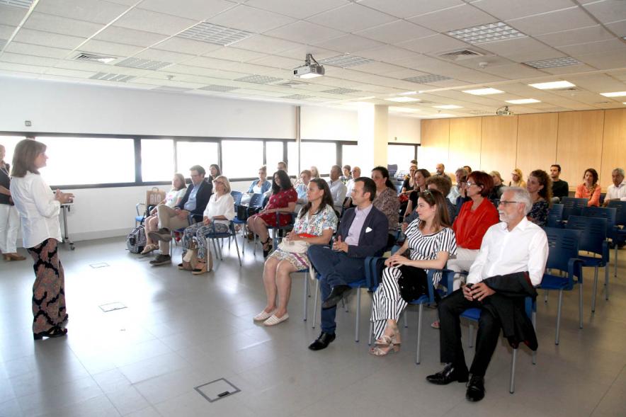 Discurso, Nieves Cuesta, Directora gral de comercio . Entrega de Diplomas Programa de Formación Empresarial y Comercial