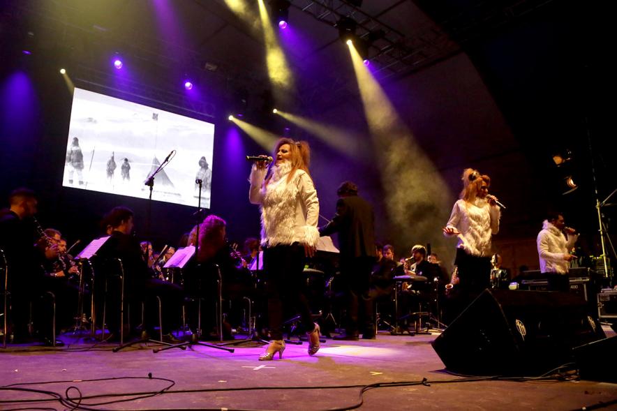 Momento de la actuación musical