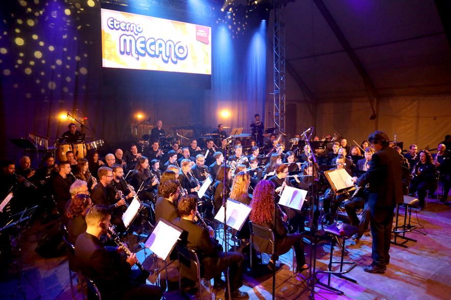 Orquesta durante el evento
