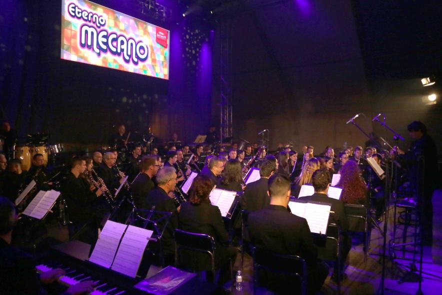 Orquesta durante el evento