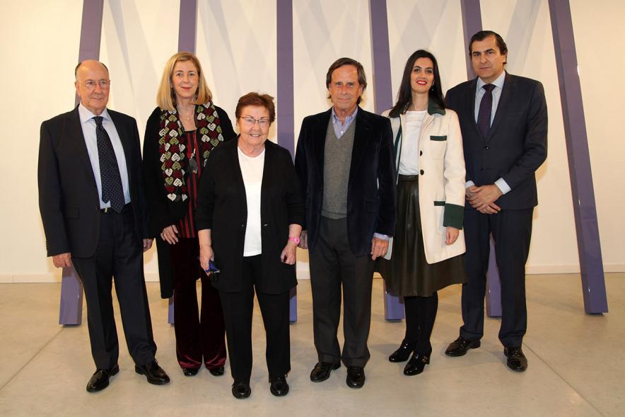  Representantes del consistorio, Helga de Alvear y autoridades. 