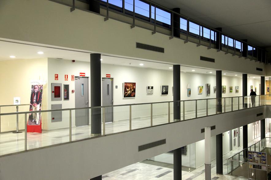 Inauguración Exposición de José Luis Rivera "Pinturas al Óleo" -  Panorámica de la exposición. 