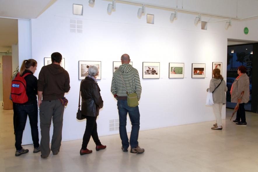 Inauguración Exposición "La India - Tres Miradas" en el C.C. Anabel Segura -  Los visitantes. 