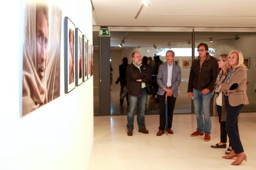 Inauguración Exposición "La India - Tres Miradas" en el C.C. Anabel Segura -  Los autores y las autoridades.