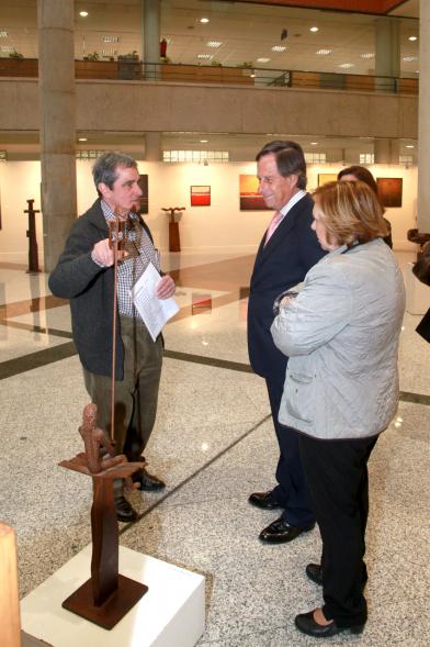 Alcalde Ignacio de Vinuesa y Cándido Monge, escultor