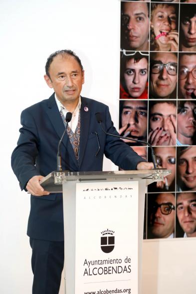 José Tono Martínez, comisario. Exposición Pablo Pérez Mínguez – 2021
